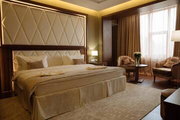 Улучшенный люкс с кроватью размера «king-size» в Отеле Garden Park Inn